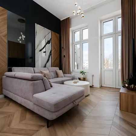 Jaracza 21 Luxury *